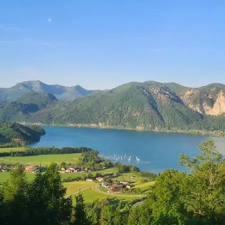 Ruhige Bergvilla In Alleinlage Am Mondsee Mit Seeblick Bergblick Und Whirlpool * Innerschwand