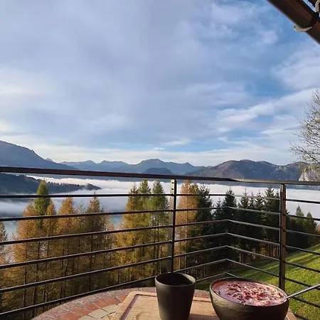 Ruhige Bergvilla In Alleinlage Am Mondsee Mit Seeblick Bergblick Und Whirlpool Tatil Evi *