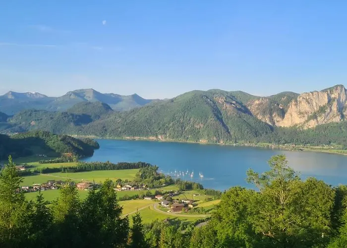 Ruhige Bergvilla In Alleinlage Am Mondsee Mit Seeblick Bergblick Und Whirlpool * Innerschwand