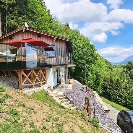 Tatil Evi Ruhige Bergvilla In Alleinlage Am Mondsee Mit Seeblick Bergblick Und Whirlpool *